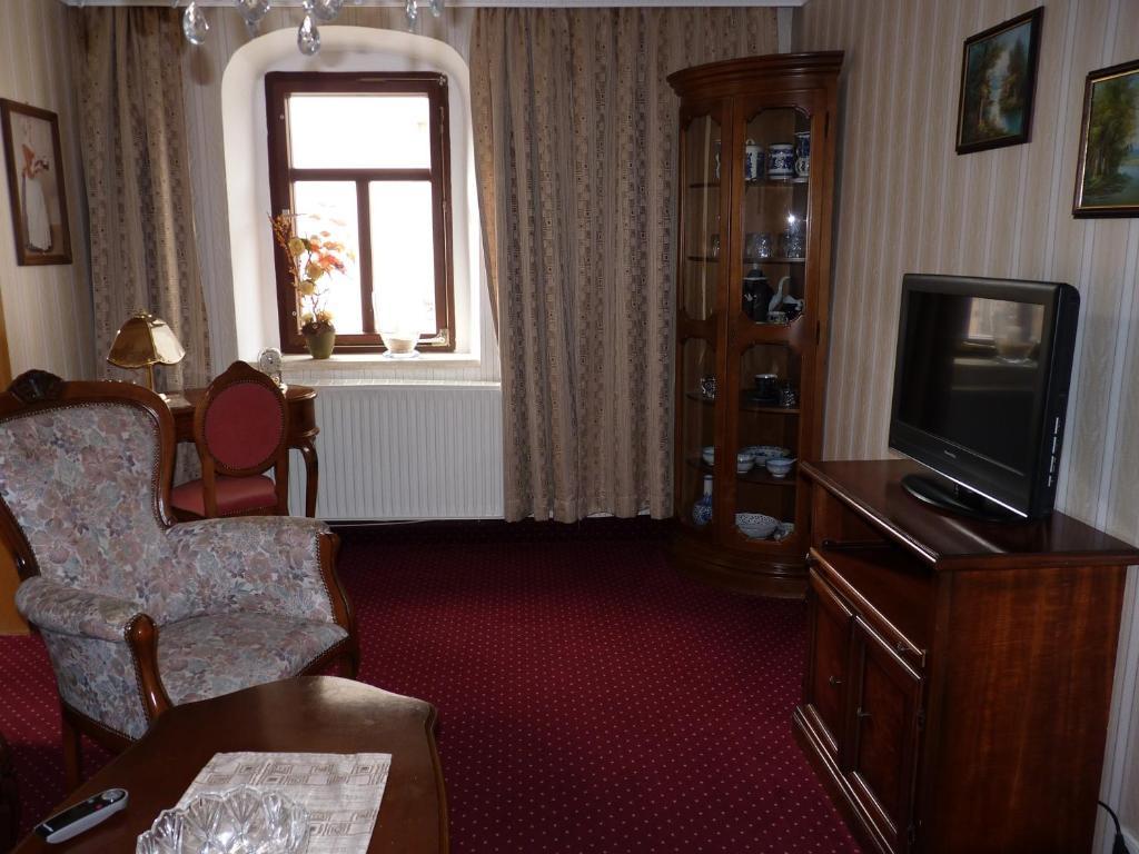 Hotel Zur Traube Freyburg Habitación foto