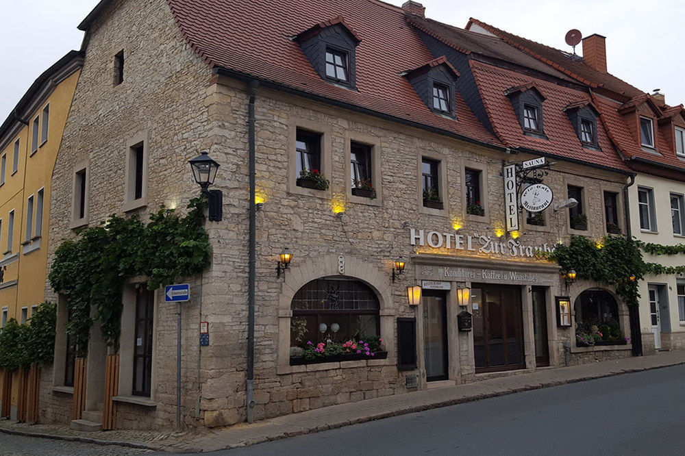 Hotel Zur Traube Freyburg Exterior foto